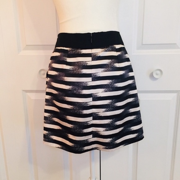 Gap mini skirt - Picture 3 of 4